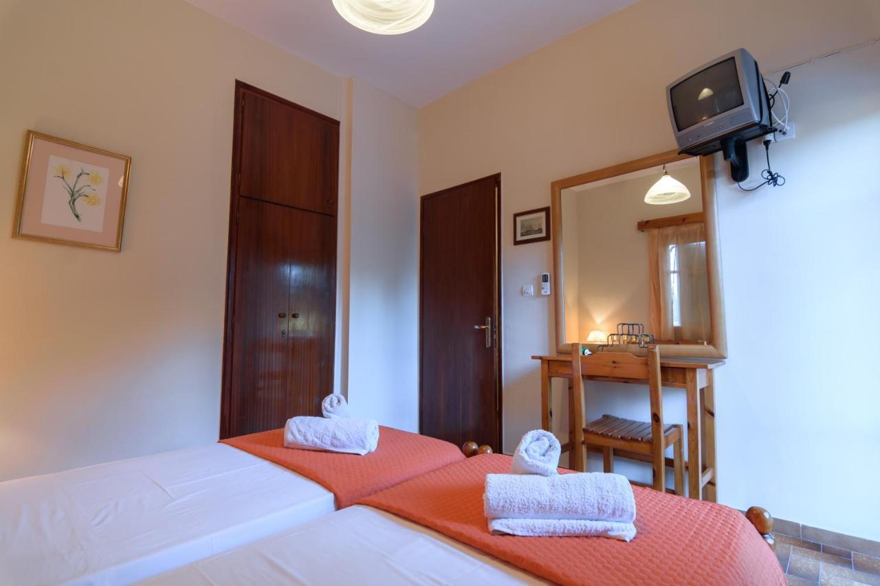 Balis Apartments Paleokasztríca Kültér fotó